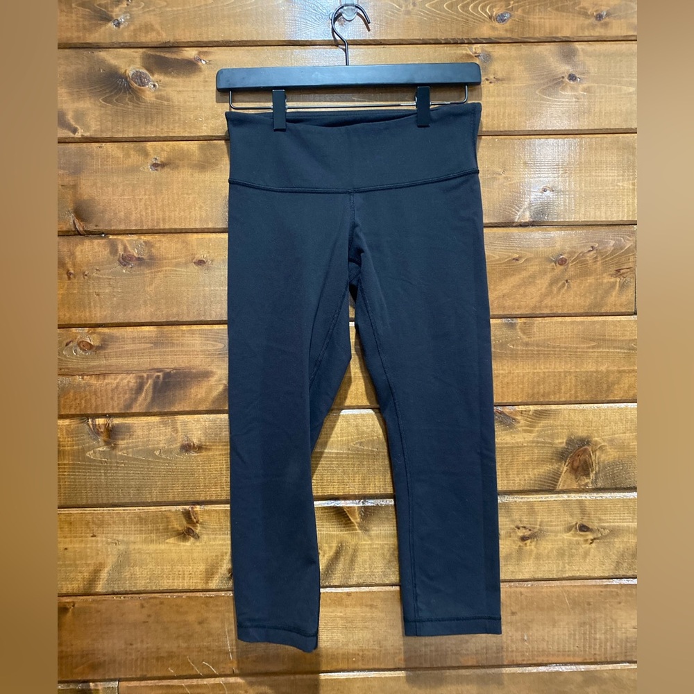 Lululemon Black Wunder Under Crop Legging *Luon